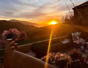 Historic Casa Almelara with Heated Pool and Steam Room, Atalbéitar